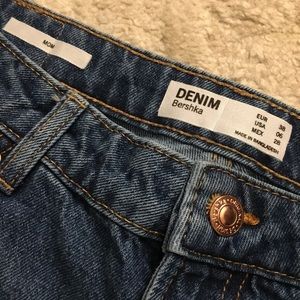 Bershka high waist rise denim Mom jeans. Worn once